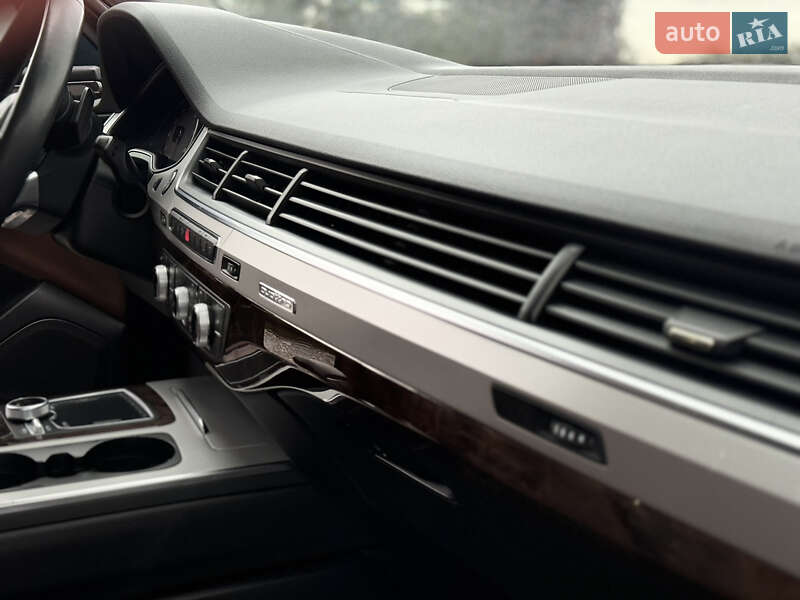 Внедорожник / Кроссовер Audi Q7 2018 в Львове фото 33 Внедорожник / Кроссовер Audi Q7 2018 в Львове