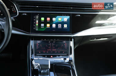 Позашляховик / Кросовер Audi Q7 2022 в 