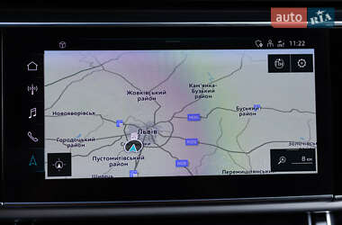 Позашляховик / Кросовер Audi Q7 2022 в 