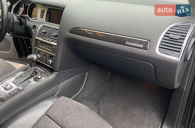 Внедорожник / Кроссовер Audi Q7 2013 в 