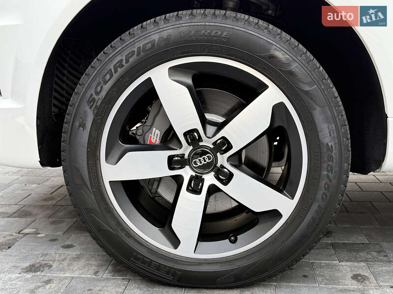 Внедорожник / Кроссовер Audi Q7 2012 в Ровно