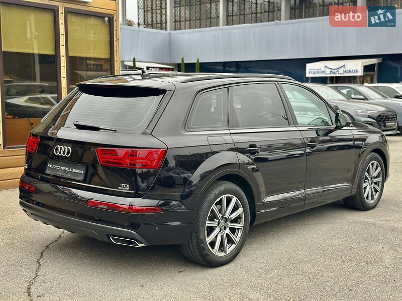 Внедорожник / Кроссовер Audi Q7 2018 в Киеве фото 15 Внедорожник / Кроссовер Audi Q7 2018 в Киеве