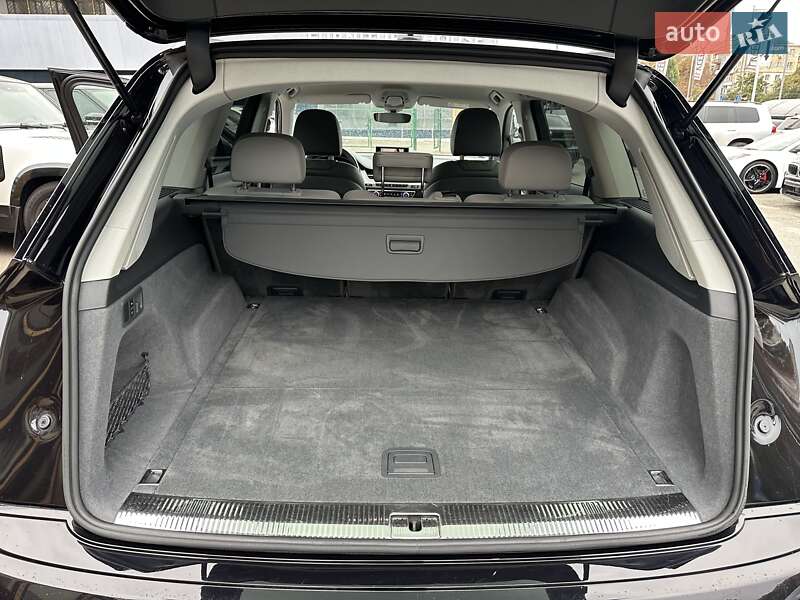 Внедорожник / Кроссовер Audi Q7 2018 в Киеве фото 25 Внедорожник / Кроссовер Audi Q7 2018 в Киеве