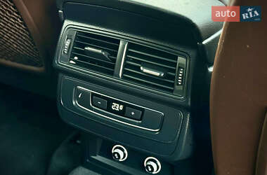 Внедорожник / Кроссовер Audi Q7 2018 в 