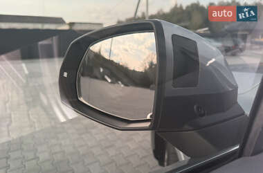 Внедорожник / Кроссовер Audi Q7 2018 в 