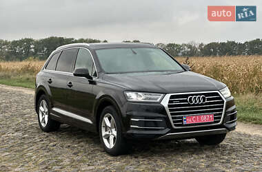 Позашляховик / Кросовер Audi Q7 2017 в Вінниці