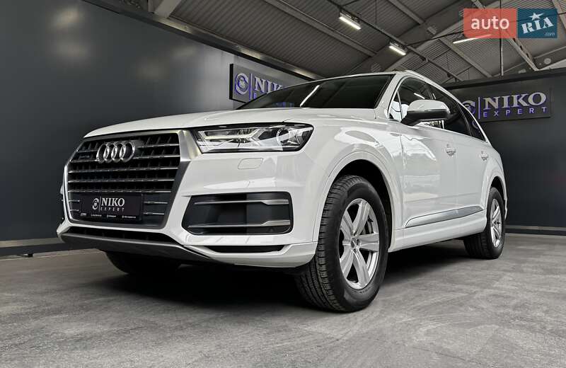 Позашляховик / Кросовер Audi Q7 2018 в Києві