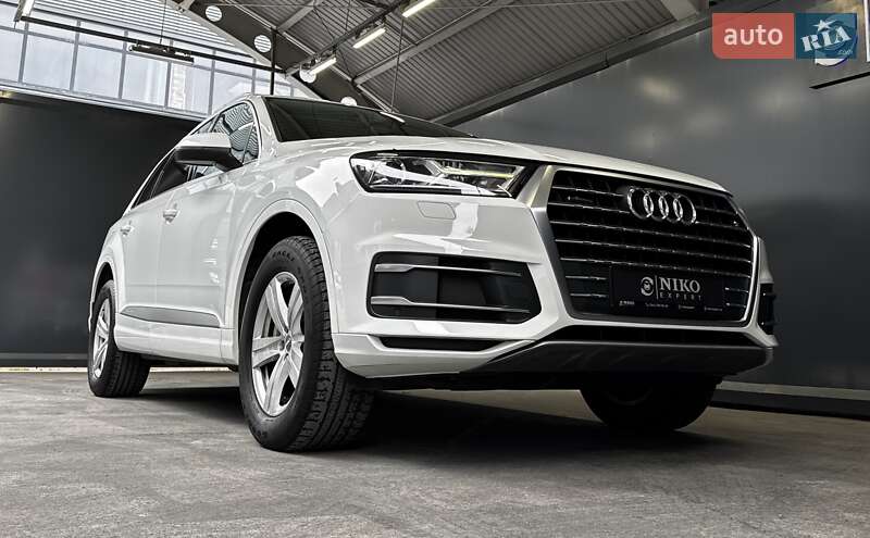 Позашляховик / Кросовер Audi Q7 2018 в Києві