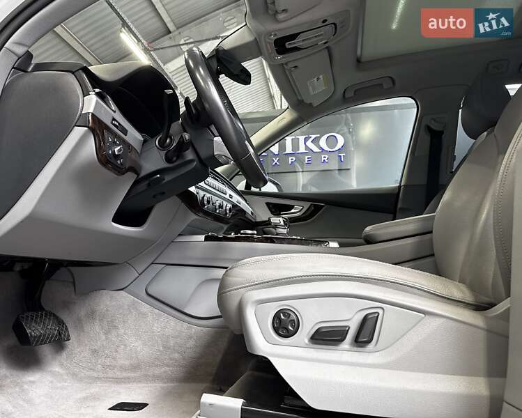 Позашляховик / Кросовер Audi Q7 2018 в Києві