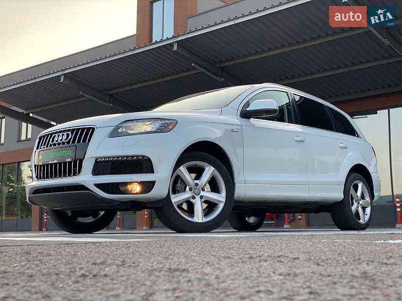 Позашляховик / Кросовер Audi Q7 2013 в Києві