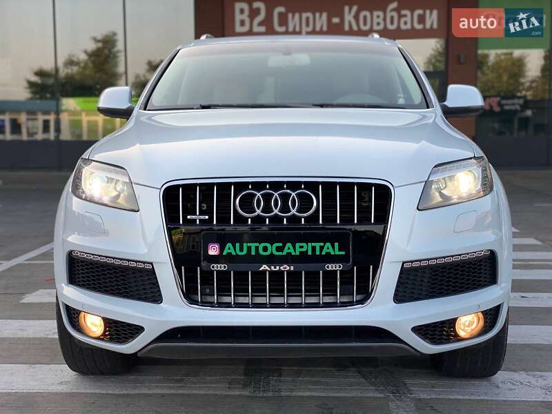 Позашляховик / Кросовер Audi Q7 2013 в Києві