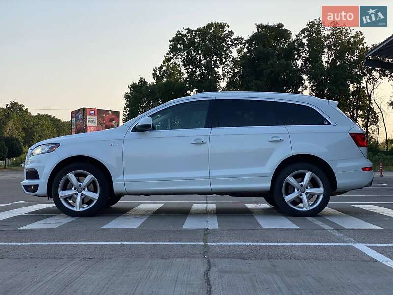 Позашляховик / Кросовер Audi Q7 2013 в Києві