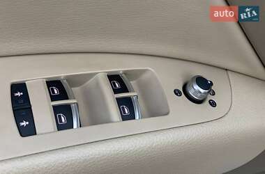 Позашляховик / Кросовер Audi Q7 2013 в 