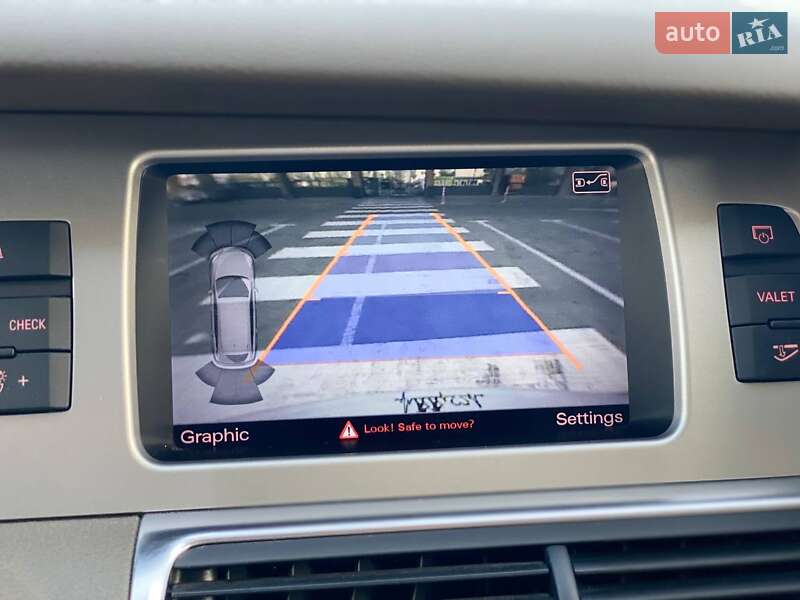 Позашляховик / Кросовер Audi Q7 2013 в Києві