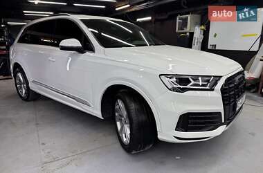 Внедорожник / Кроссовер Audi Q7 2020 в Днепре