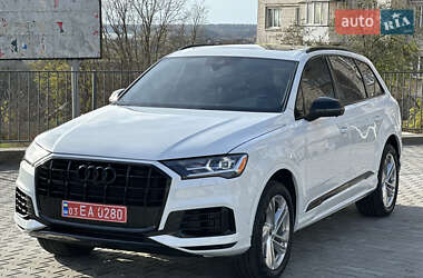 Внедорожник / Кроссовер Audi Q7 2021 в Киеве