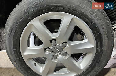 Позашляховик / Кросовер Audi Q7 2014 в 