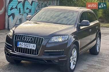 Позашляховик / Кросовер Audi Q7 2009 в 