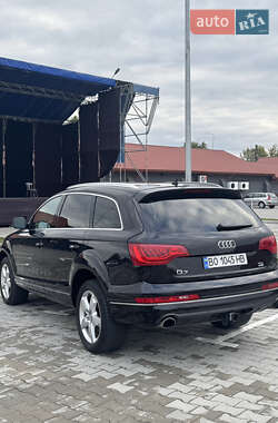 Позашляховик / Кросовер Audi Q7 2015 в 
