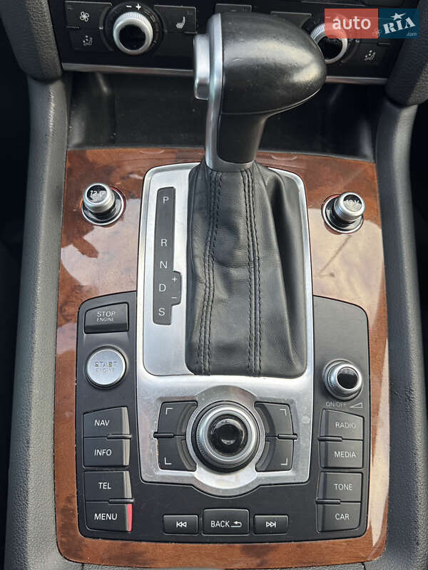 Внедорожник / Кроссовер Audi Q7 2015 в Тернополе