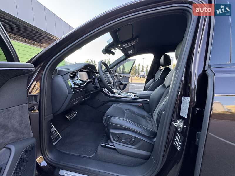 Позашляховик / Кросовер Audi Q7 2022 в Києві