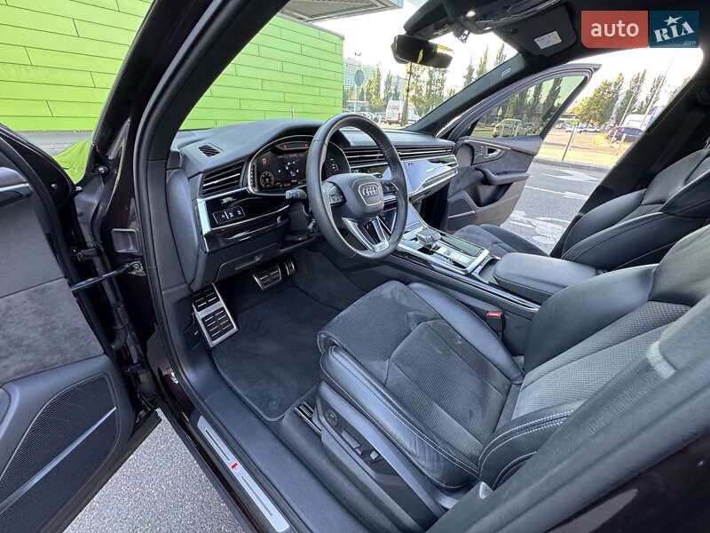 Позашляховик / Кросовер Audi Q7 2022 в Києві