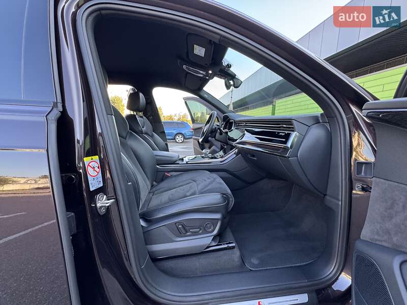 Позашляховик / Кросовер Audi Q7 2022 в Києві