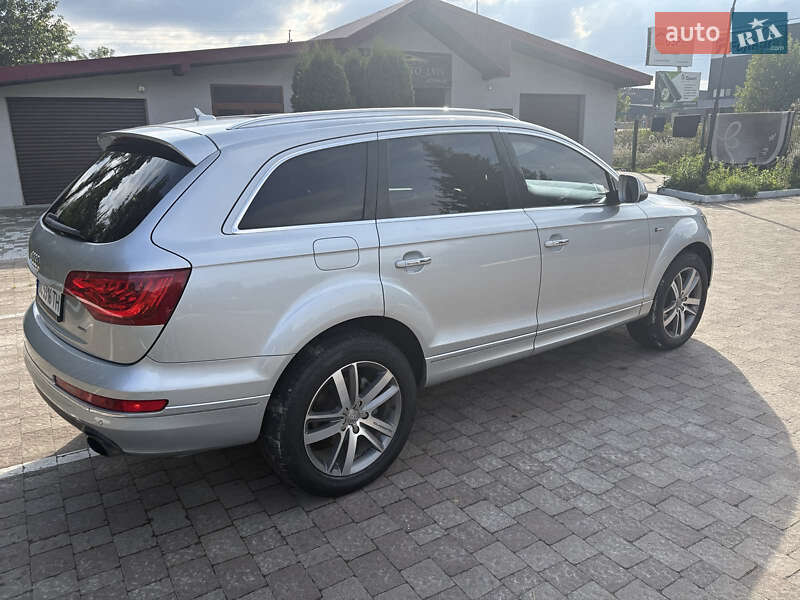 Позашляховик / Кросовер Audi Q7 2012 в Львові