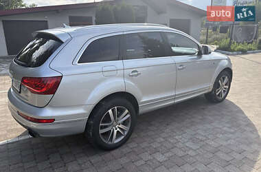 Позашляховик / Кросовер Audi Q7 2012 в 