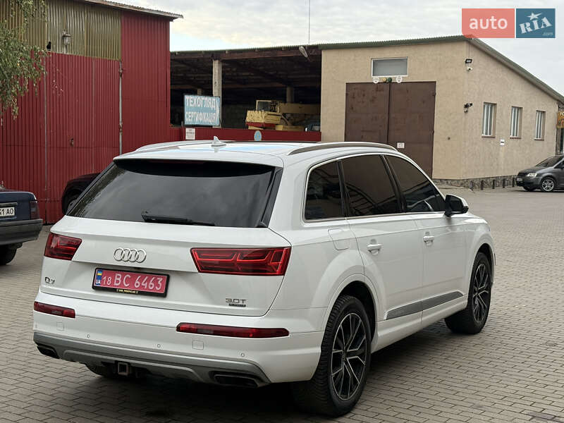 Внедорожник / Кроссовер Audi Q7 2017 в Владимире