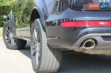 Позашляховик / Кросовер Audi Q7 2015 в 