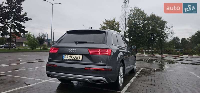 Позашляховик / Кросовер Audi Q7 2016 в Коломиї