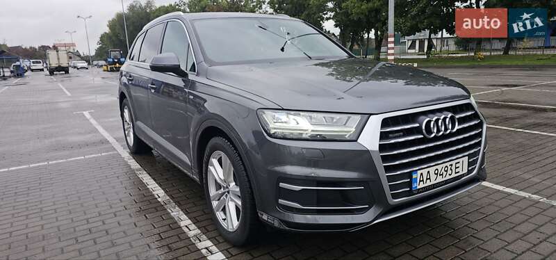 Audi Q7 2016