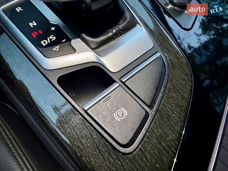 Внедорожник / Кроссовер Audi Q7 2015 в Одессе
