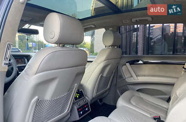 Позашляховик / Кросовер Audi Q7 2011 в 
