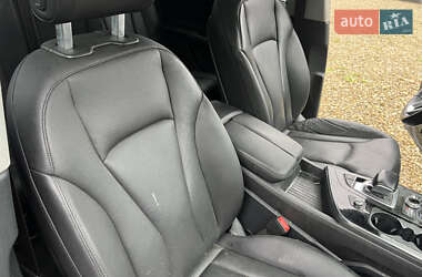Внедорожник / Кроссовер Audi Q7 2017 в 