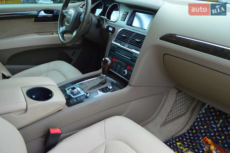 Позашляховик / Кросовер Audi Q7 2010 в Одесі фото 20 Позашляховик / Кросовер Audi Q7 2010 в Одесі