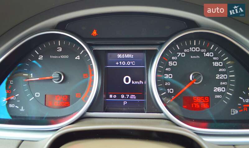 Позашляховик / Кросовер Audi Q7 2010 в Одесі фото 26 Позашляховик / Кросовер Audi Q7 2010 в Одесі