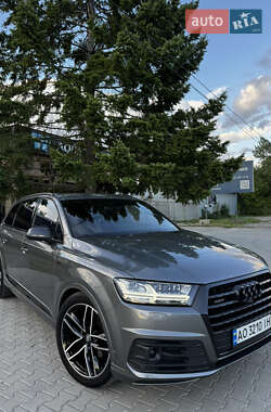 Audi Q7 2017