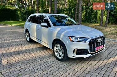 Позашляховик / Кросовер Audi Q7 2020 в 