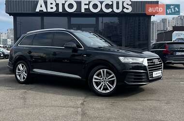 Внедорожник / Кроссовер Audi Q7 2016 в Киеве