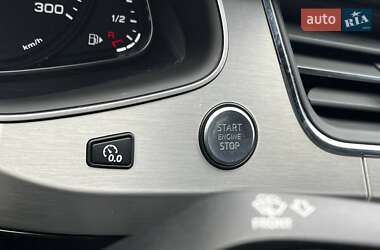 Позашляховик / Кросовер Audi Q7 2016 в 