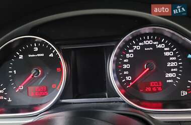 Позашляховик / Кросовер Audi Q7 2010 в 