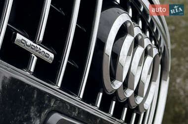 Позашляховик / Кросовер Audi Q7 2013 в 