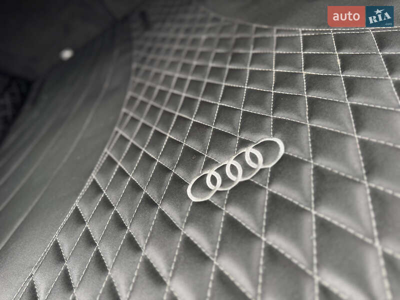 Внедорожник / Кроссовер Audi Q7 2013 в Трускавце