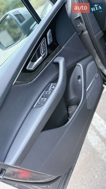 Позашляховик / Кросовер Audi Q7 2017 в Києві
