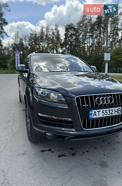 Внедорожник / Кроссовер Audi Q7 2010 в 
