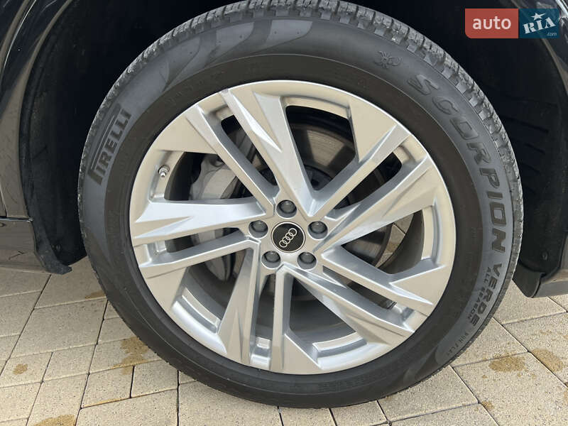 Внедорожник / Кроссовер Audi Q7 2022 в Львове