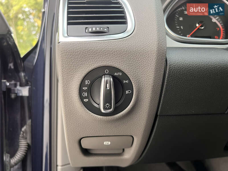 Позашляховик / Кросовер Audi Q7 2013 в Луцьку