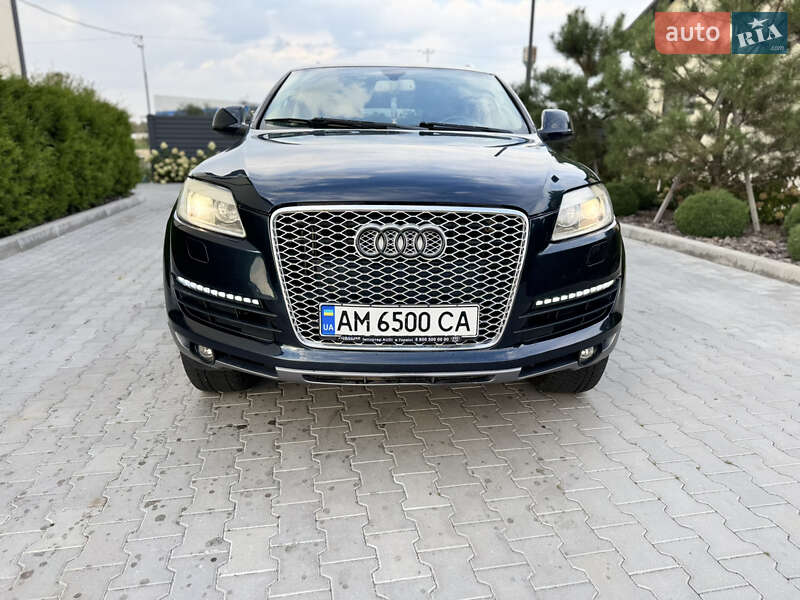 Позашляховик / Кросовер Audi Q7 2006 в Вінниці
